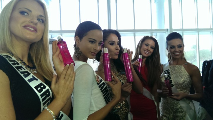 Miss Universe Contestants L-R Miss Great Britain, Miss Jamaica, Miss Guam, Miss USA, Miss Canada